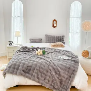 Modern Minimalist Plain Woven Faux Rabbit Fur Eco-friendly Soft Fluffy Couch Throw Blanket Decorative Home Bed