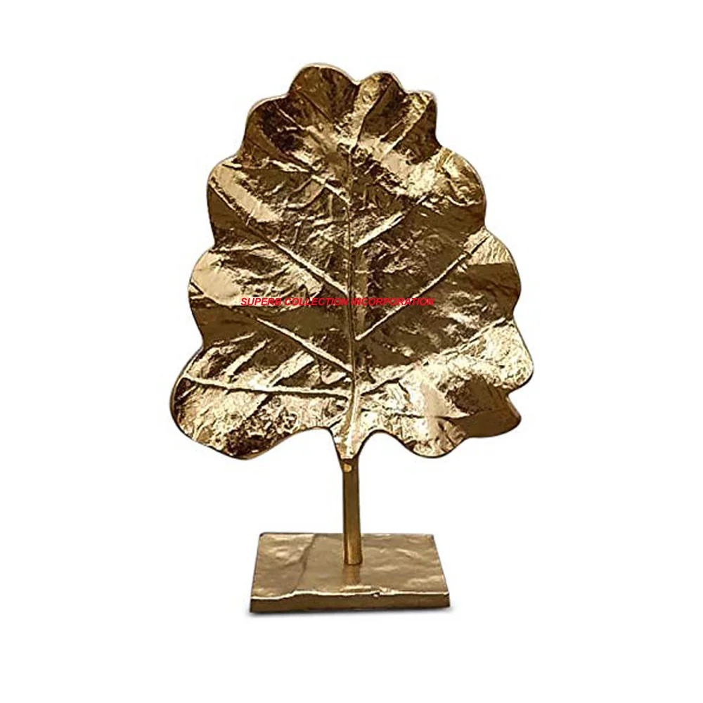Luxury Small Pieces Home Table Decor Crafts Sculpture Metal Gold Brass Decorative Office Sculpture Items