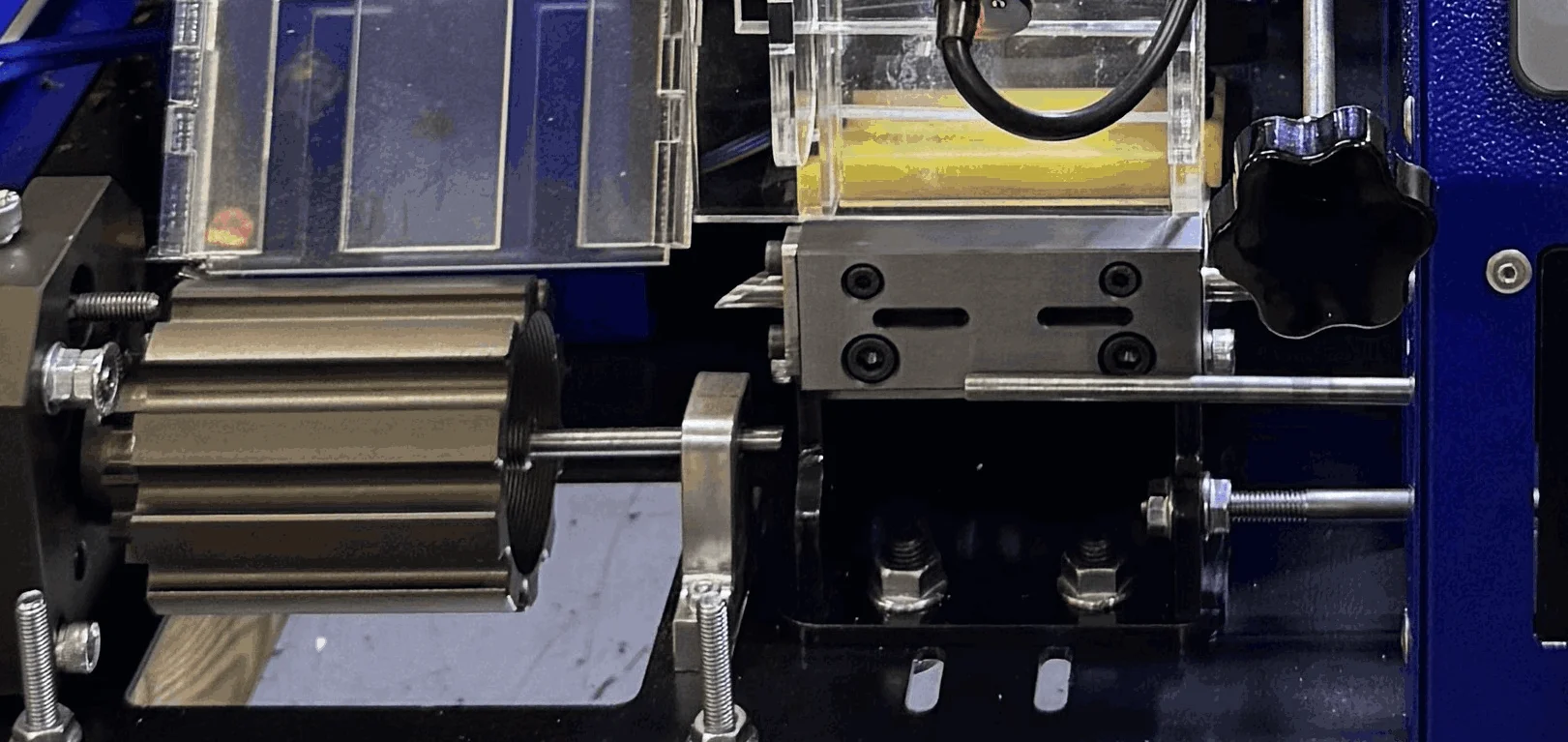 blue star cigarette rolling machine Blue Star New Pneumatic Cigarette Rolling Machine for Manufacturing Plant with High Productivity and Semi-Automatic Operation blue star cigarette rolling machine Blue Star New Pneumatic Cigarette Rolling Machine for Manufacturing Plant with High Productivity and Semi-Automatic Operation