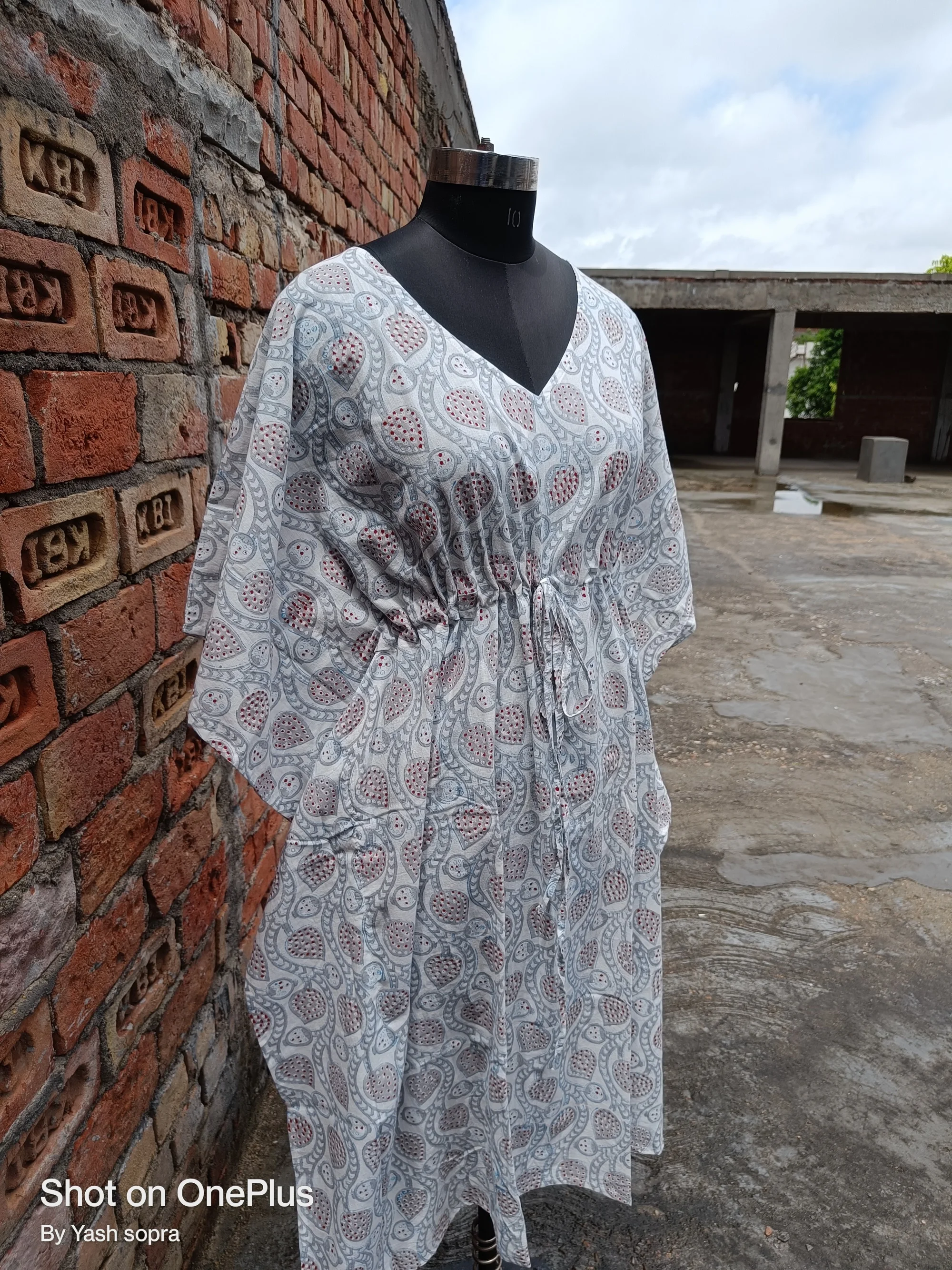 New Arrival High Quality Designer Fancy Indian Outfit Pure Gaji Silk Kaftan With Digital Printed Online Shopping India