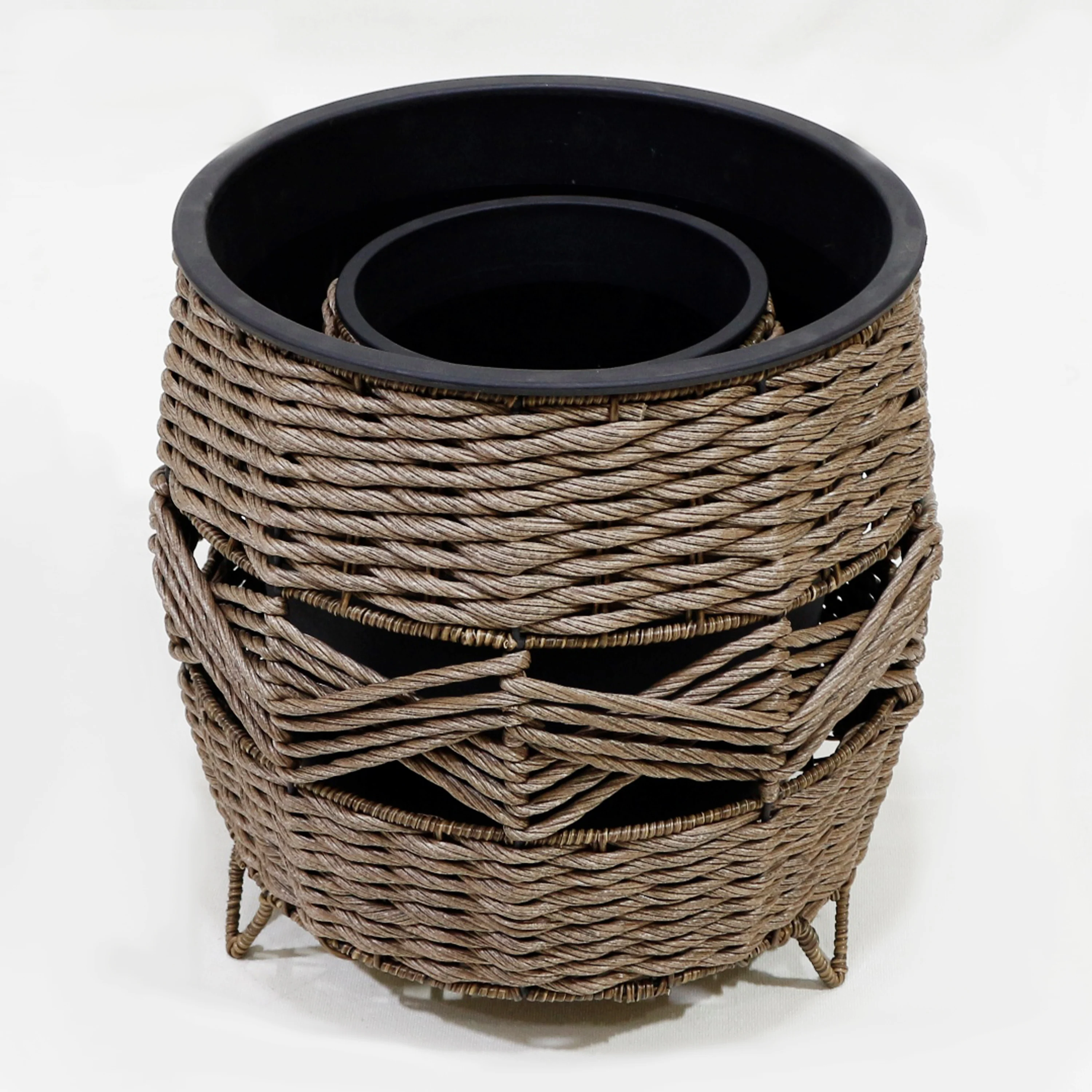 Vietnam Factory Poly Iron Frame Handmade Sustainable Modern Garden Planter Pot for Home & Hotel Use