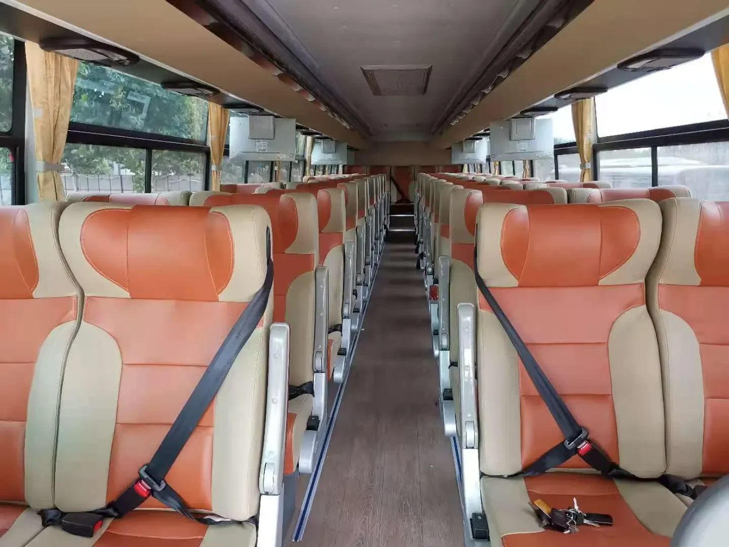 Game-Changer Zhongtong LCK6125C Transforming Public Transport With Innovative Electric Bus Coaches and 220kW Motor Technology Ready To Drive - Image 4