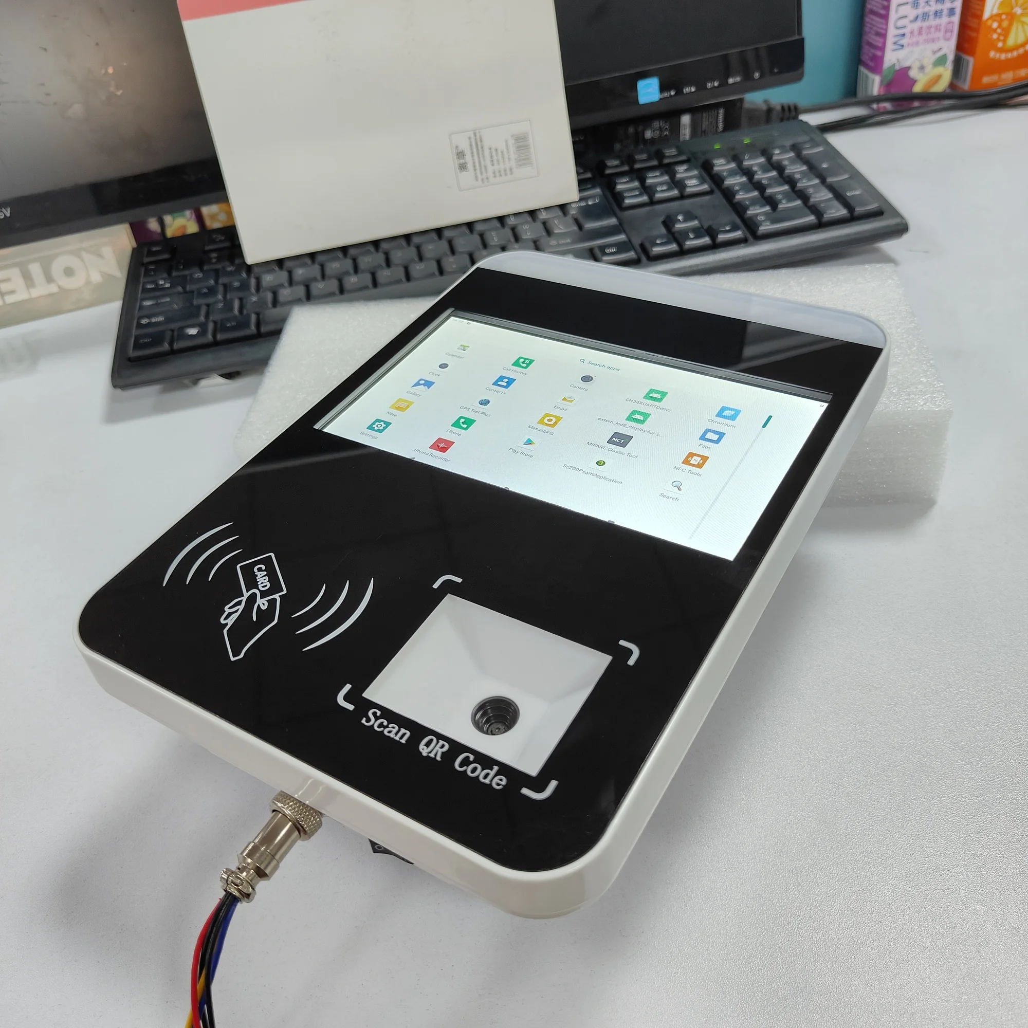 HRET H158 Android POS Bus Card Reader NFC Tap Go Transport Payment System Validator Device QR Barcode Scanner 7-inch Display