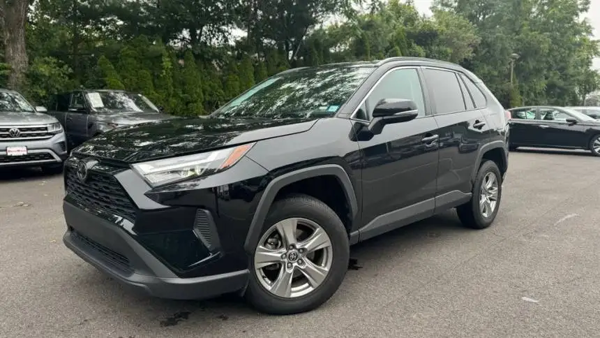 2022 Toyota RAV4 XLE for sale