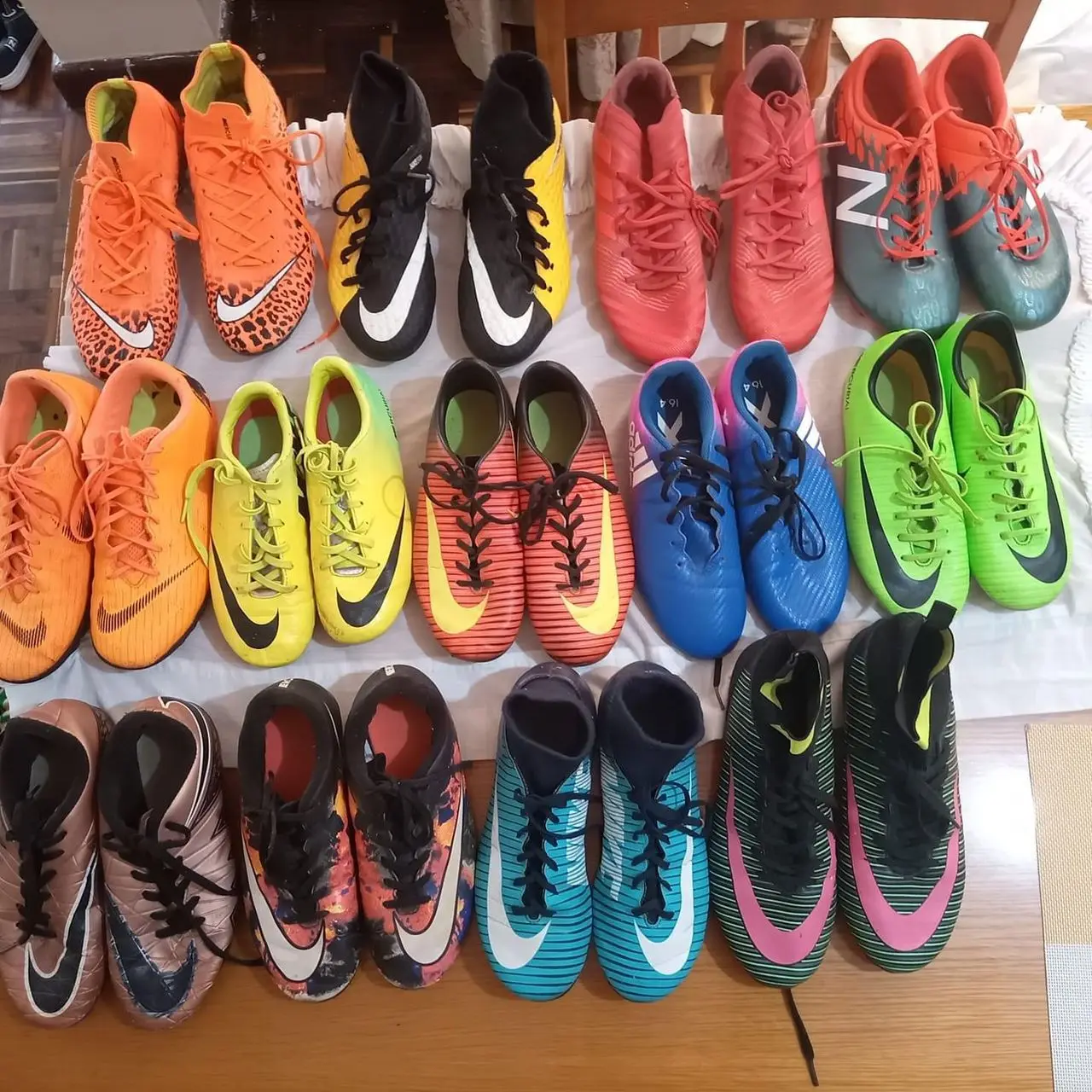 Wholesale For Men Football Shoes Boots Cheap Soccer Shoes Soccer With High Quality Soccer Shoes