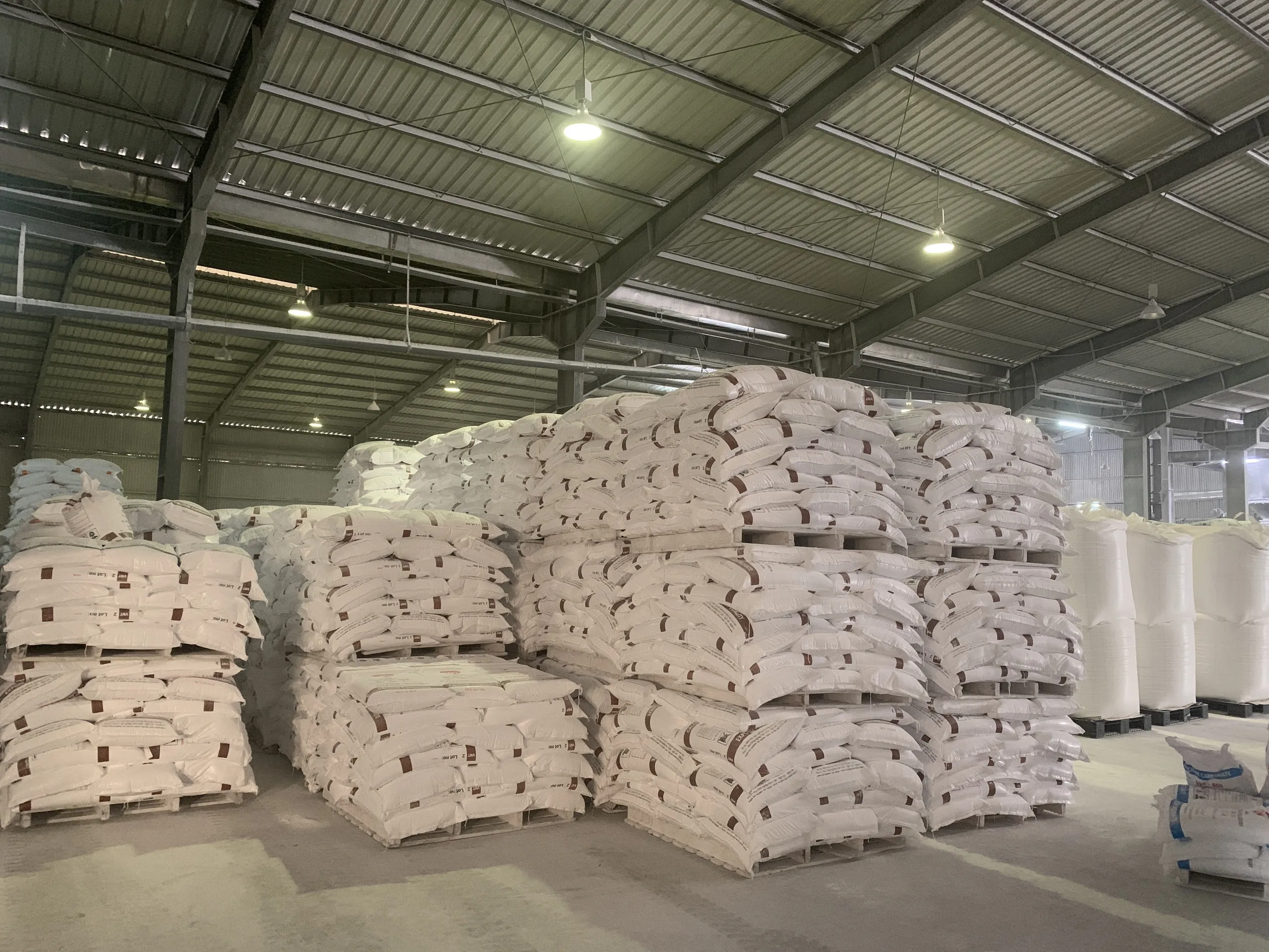 Coated And Uncoated White Calcium Carbonate Powder Uses For Plastic