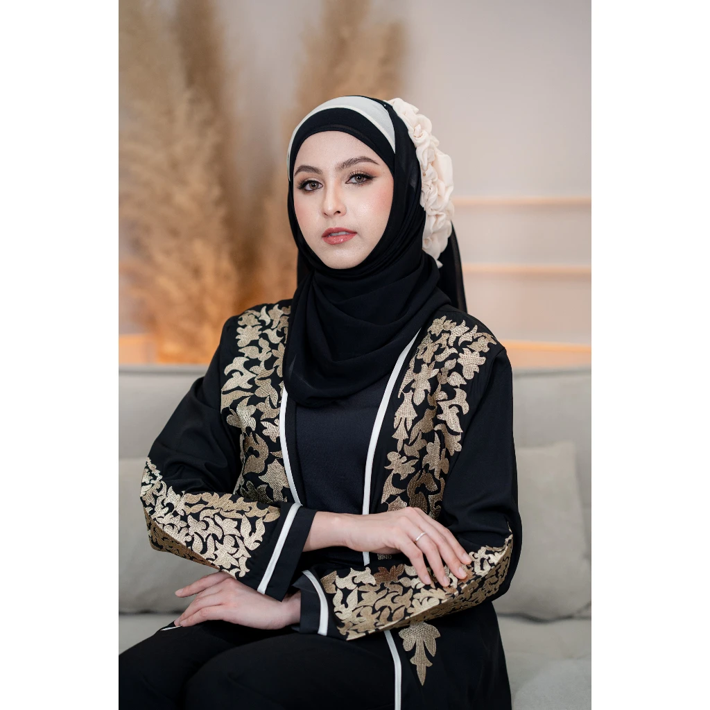 Abaya with a Cover, Beautiful Islamic Dress 2020, Wear It Outside, Dubai Girl Style