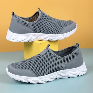 Lightweight Men Casual Shoes Breathable Slip on Male Casual Sneakers Anti-slip Men's Flats Outdoor Walking Trail Running Shoes