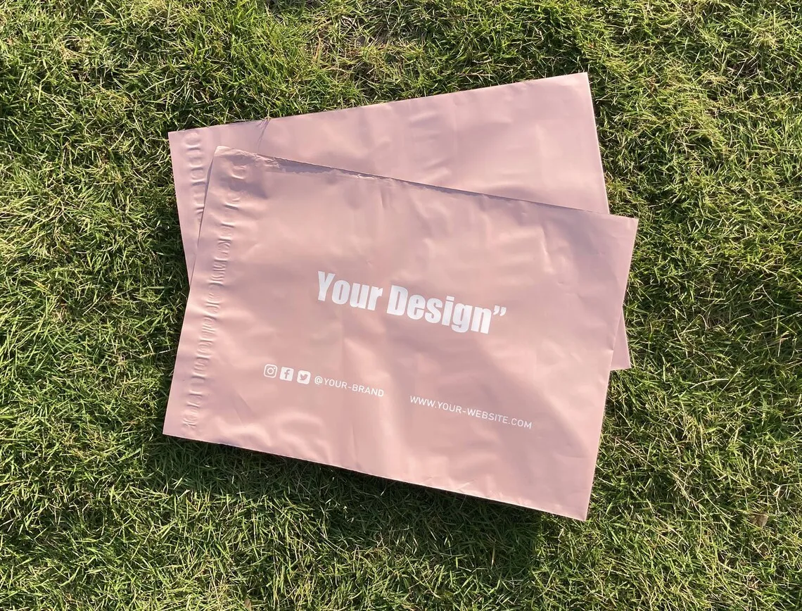 Экологичная упаковка одежды с логотипом на заказ 100% биоразлагаемый Компостируемый кукурузный крахмал полиэтиленовые почтовые пакеты доставка почтовый