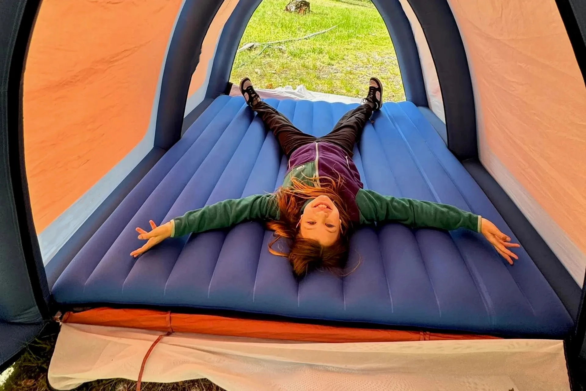Aufblasbares Schwimmendes Zelt Outdoor-Camping Aufblasbare Matratze Zelt  Outdoor Luxus Automatisches Campingzelt Aufblasbar