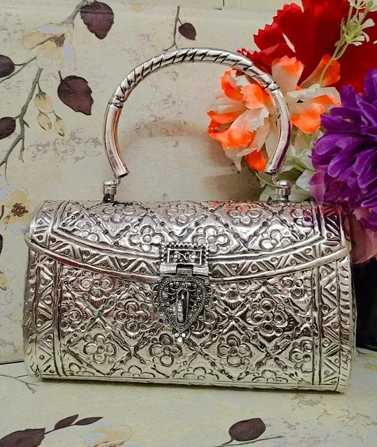 New Silver Bridal Wedding Clutch Women Partywear Evening Purse