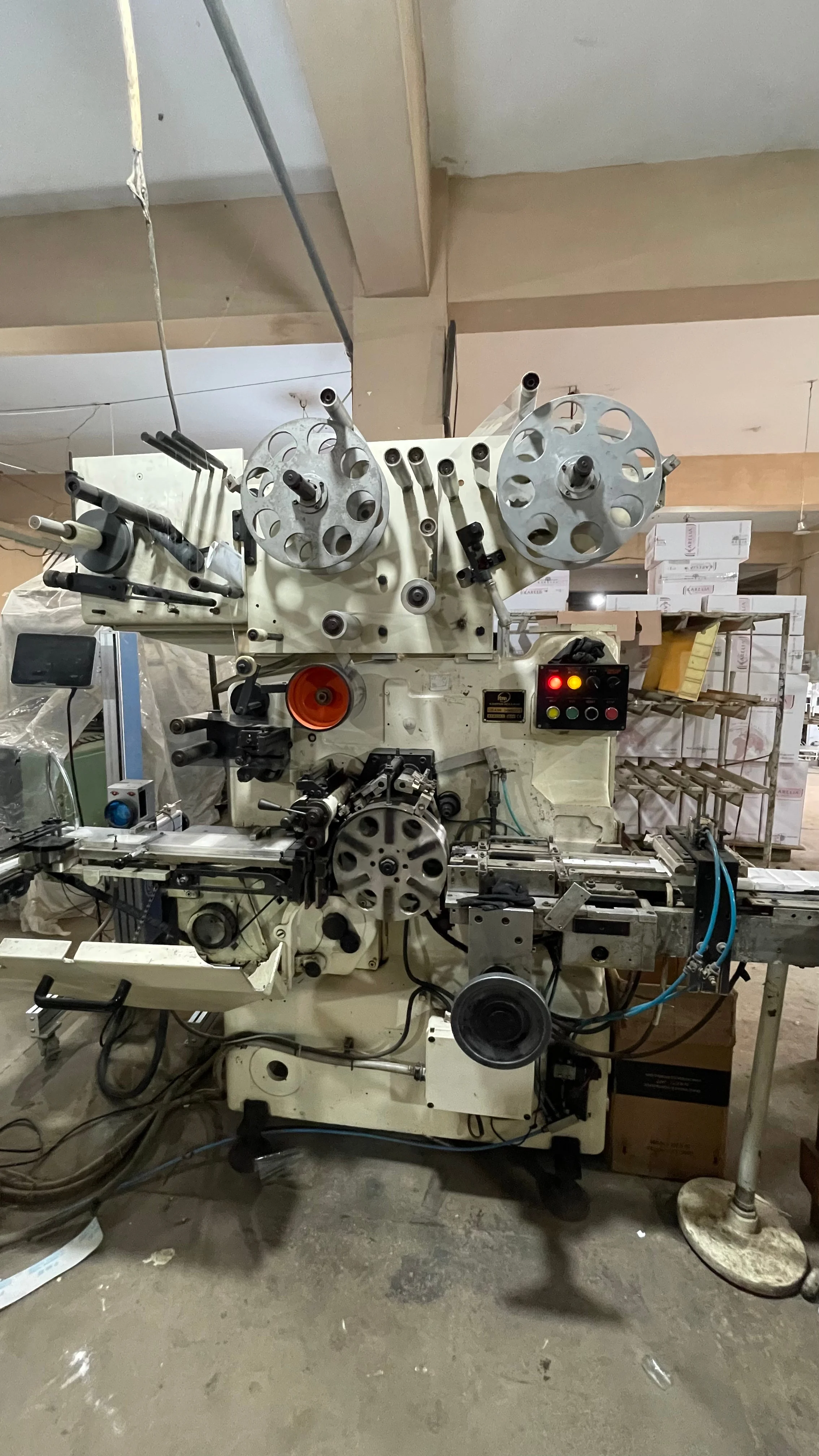 GD 4350 Electric Automatic Hard/soft Pack Wrapping Machine