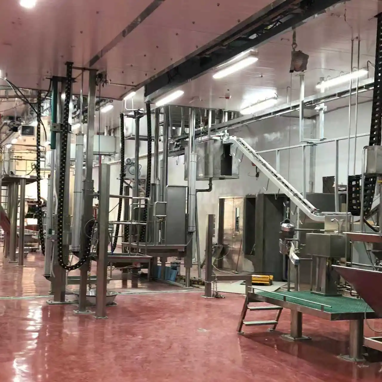 Complete sheep slaughtering line with skinning and evisceration equipment for slaughterhouse use