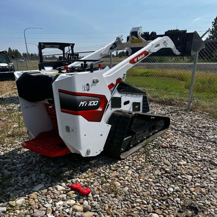 MT100 Mini Skid Steer Loader 1000kg 1410kg Bobcat With Tracks - Wholesale Bulk Orders Fast Shipping