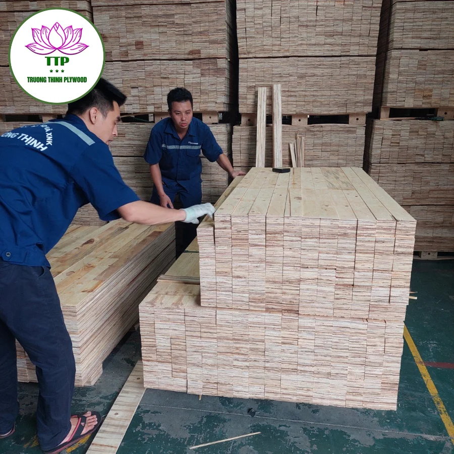 Laminated Veneer Lumber Lvl For Pallet Construction Packaging Box Door ...