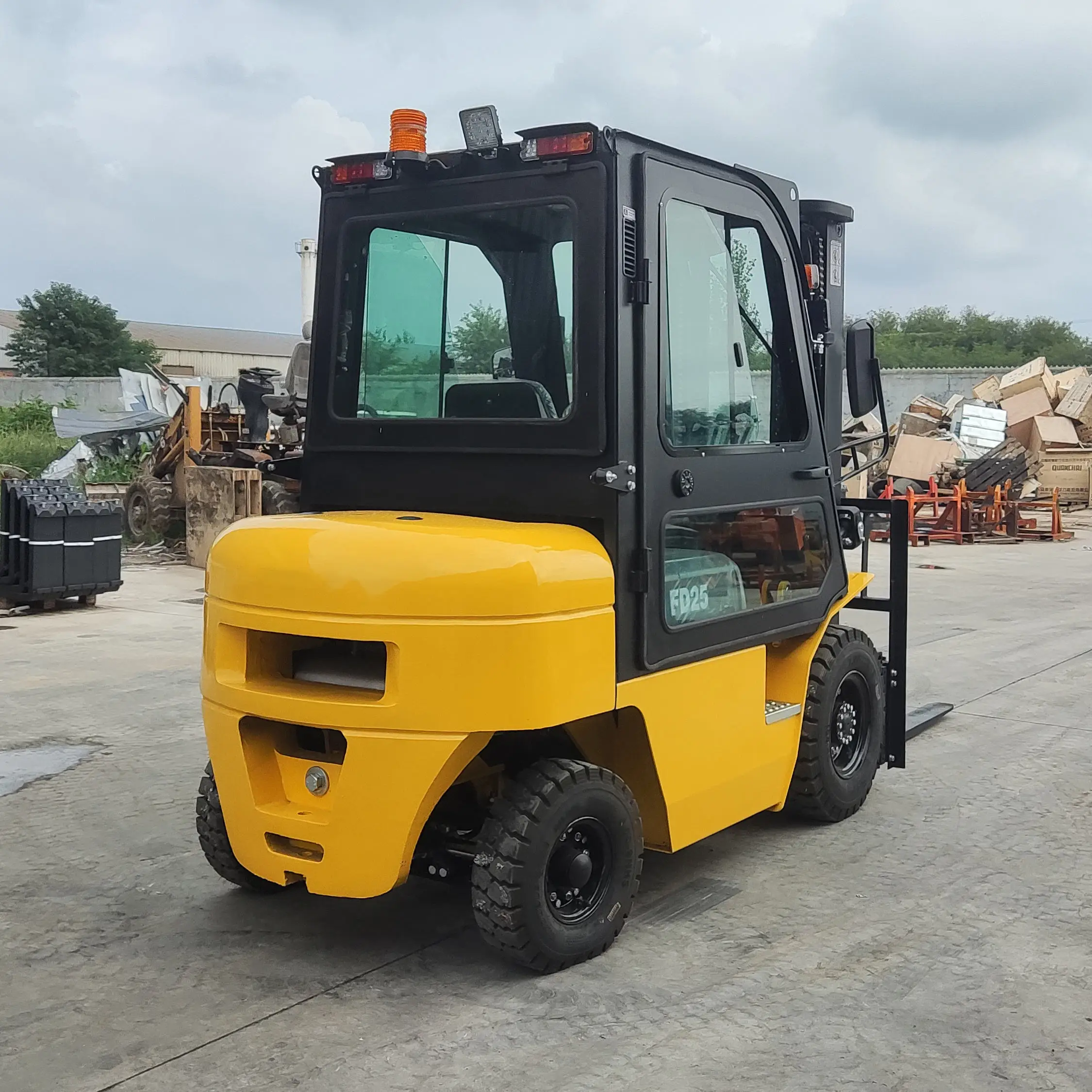 Used Second Hand TCM 3ton 4m with side shift diesel used Forklift For Sale