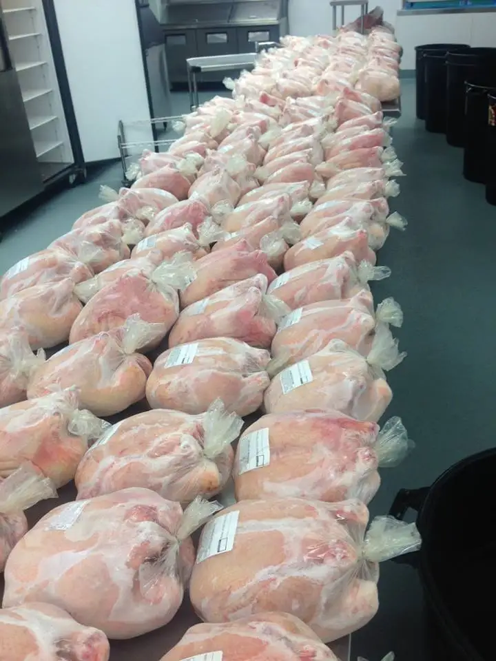 Whole Frozen Chicken10.jpg