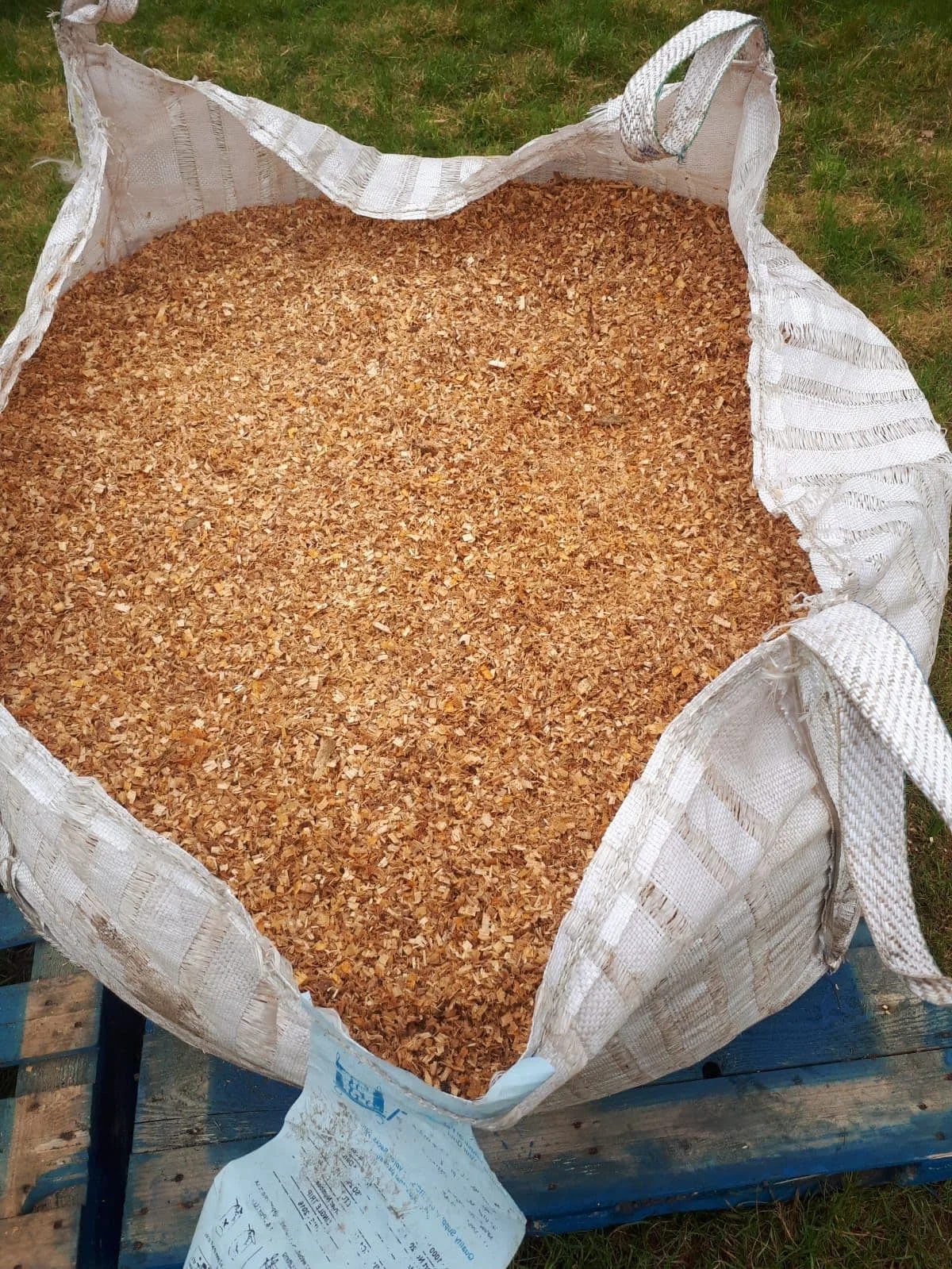 Pine Sawdust Factory Vietnam Used To Light The Fireplace In Winter Safe