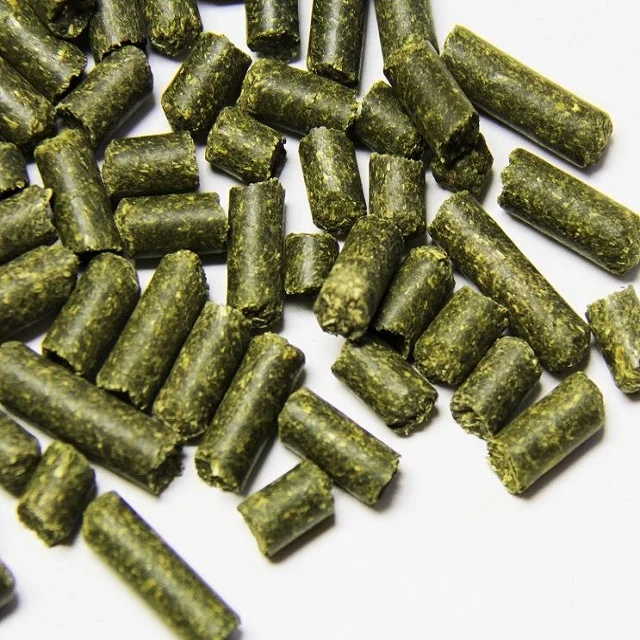 Alfalfa Pellet Hay Feed Bales Packaging Cattle Horse Food Grade For