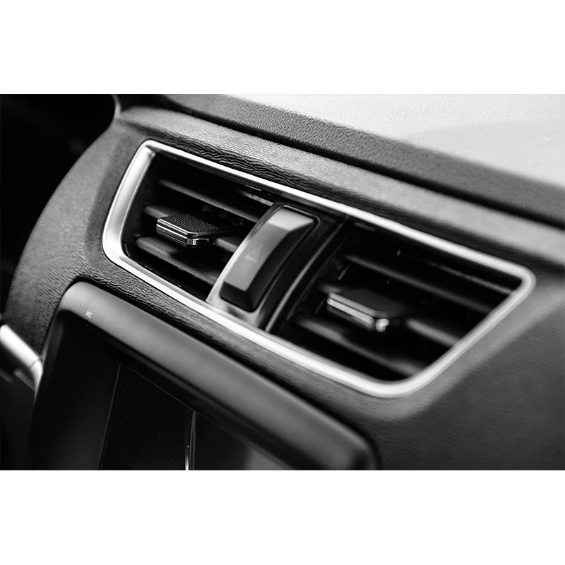 Refrigerated Pickup Truck Body Fish Transport Refrigerator Truck