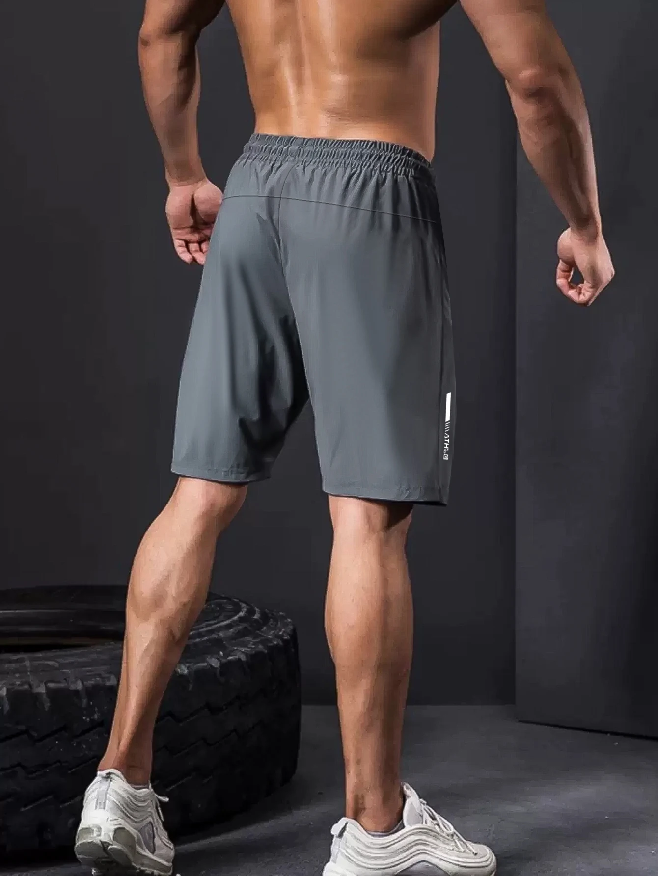Mens Gym Workout Shorts Quick Dry Athletic Shorts Lightweight Running Shorts with Zipper Pockets Breathable Elastic Sporty Pants