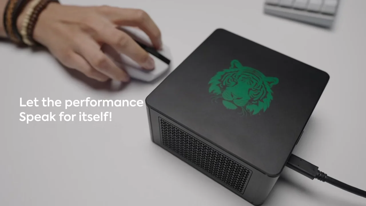 MINISFORUM UM780 XTX - Ultimate Mini PC for Business & Gaming