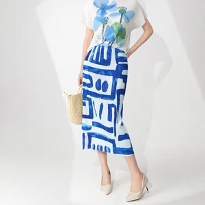 2025 Summer New Women's Printed Fashion Temperament Straight Skirt Design Casual Miyake Pleated Skirt