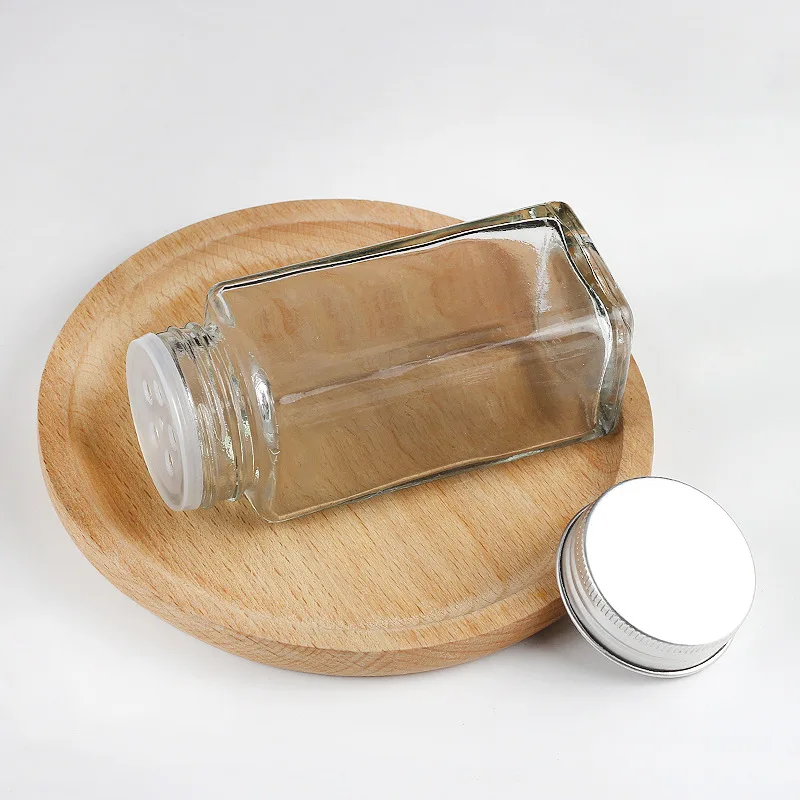 Buy 120ml 4oz Square Glass Spice Jars With Stainless Steel Lids And Shaker  Inserts from Xuzhou Wan Xuan Import & Export Trading Co., Ltd., China