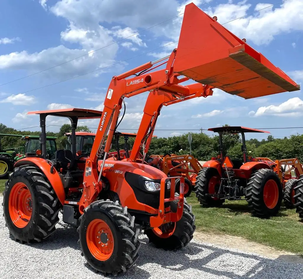 Cheap Price Kubota 71HP M7060 Tractor With Front Loader In Stock Ready