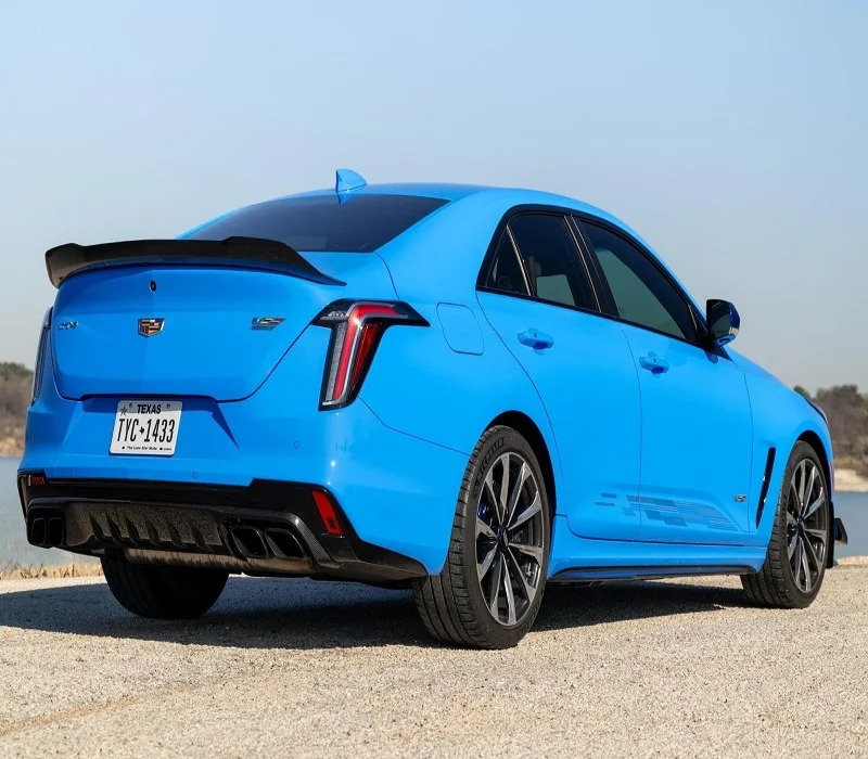 Б/у-EditionModels 2023Cadillac CT4-V Blackwing IMSA_Edition Twin-Turbo V.6 6-ступенчатая