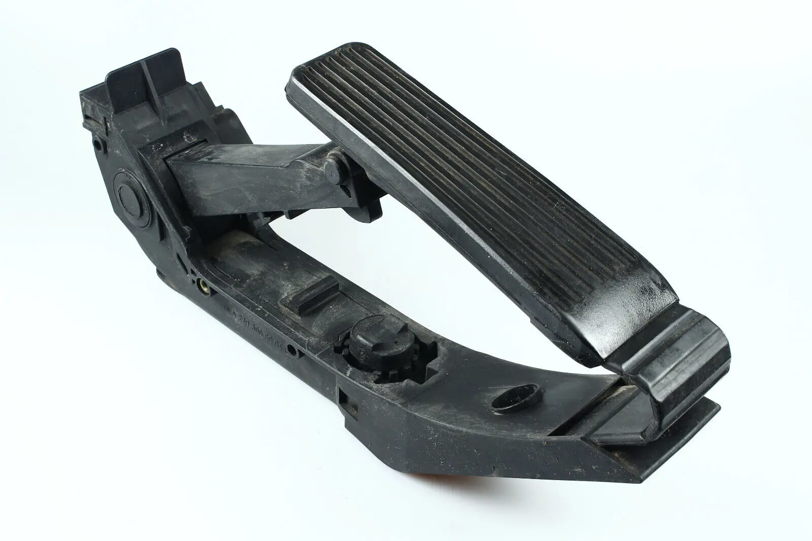 Accelerator Pedal A2203000004 For Mercedesbenz Sclass W220 W215 Buy