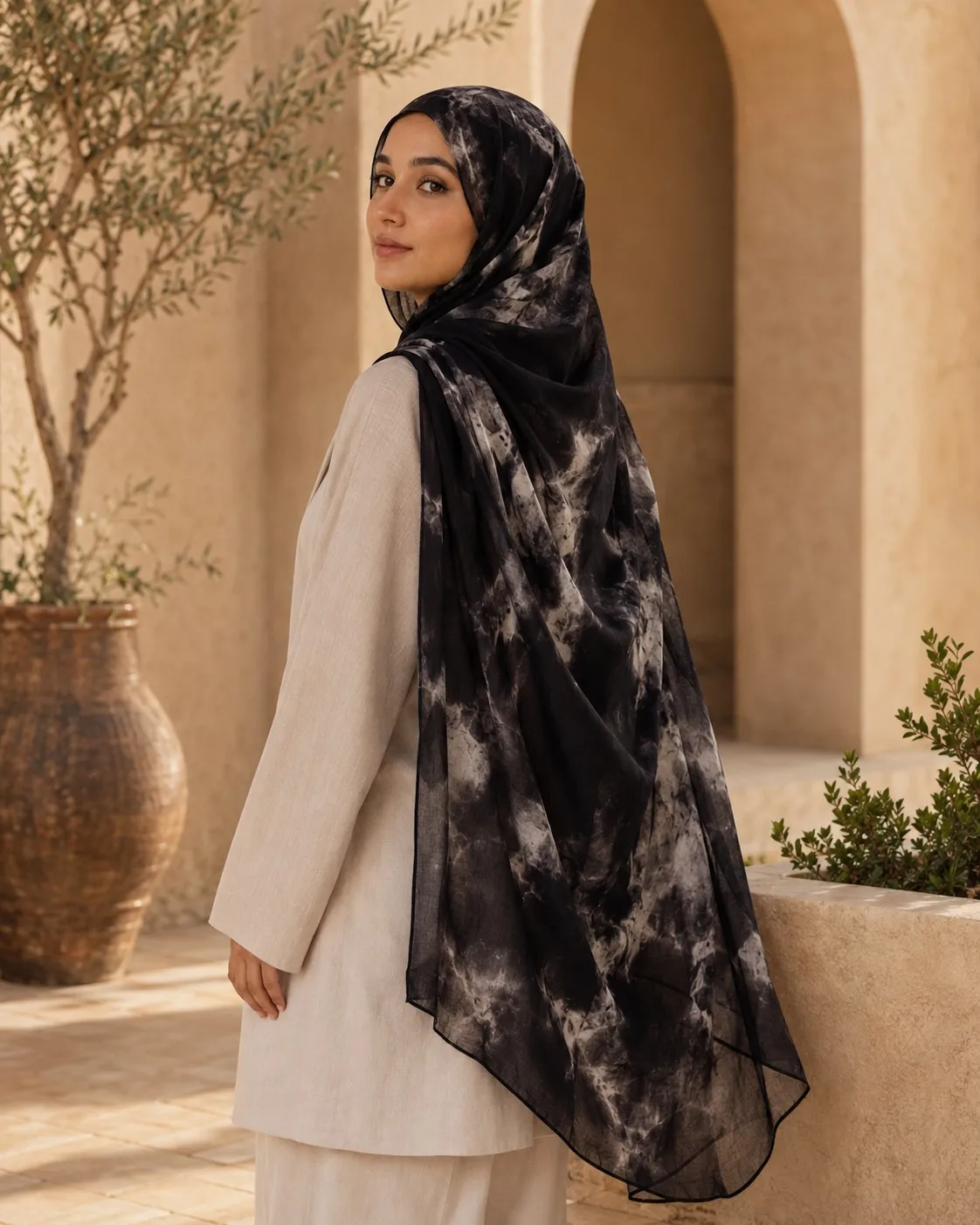 Custom Printed Modal Hijab Tie-Dye Noir view 2
