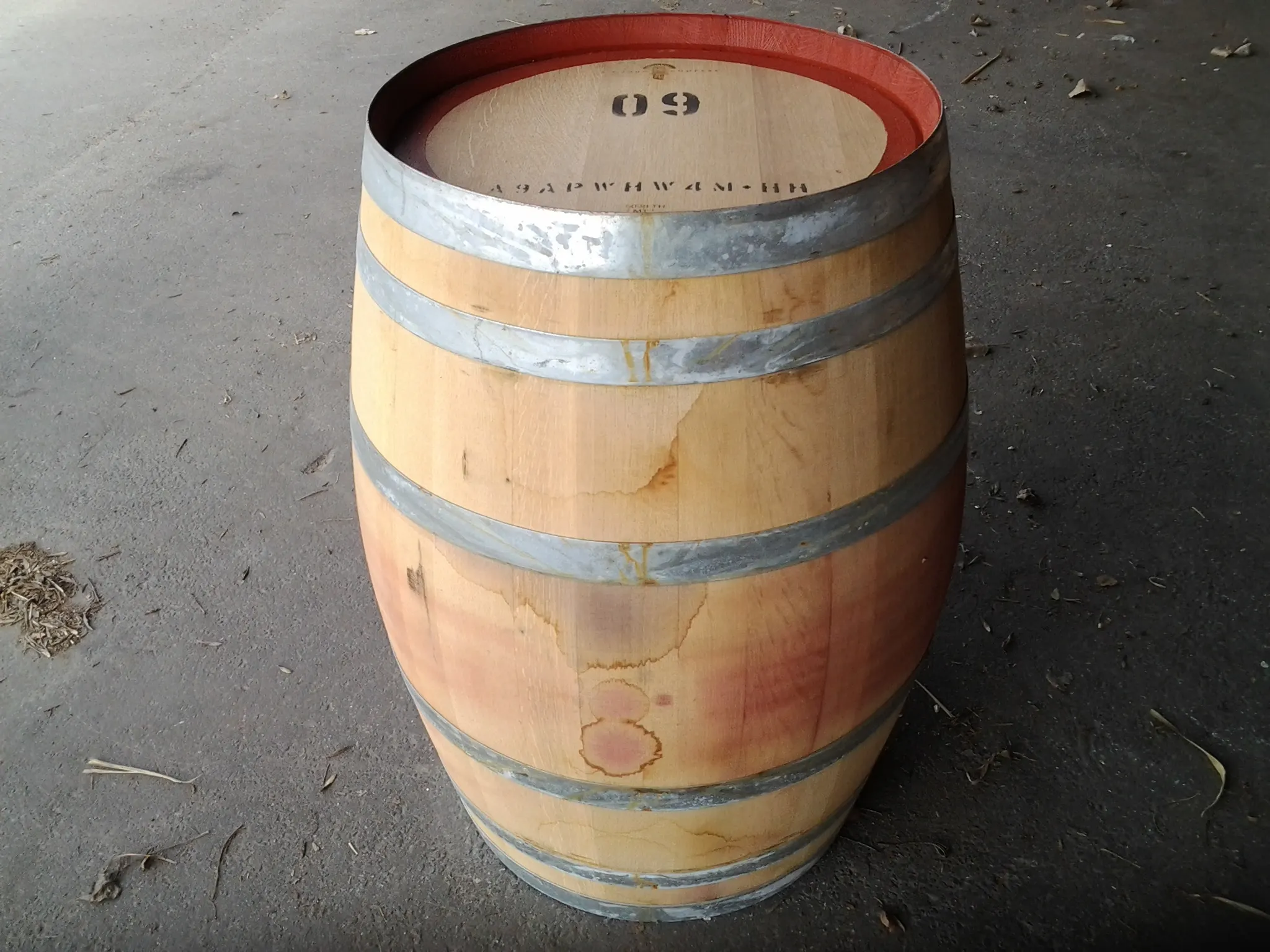 Used Eco-Friendly Oak Beer Barrels (20L-200L) with Gloss Varnishing and Heat Transfer Printing for Sale