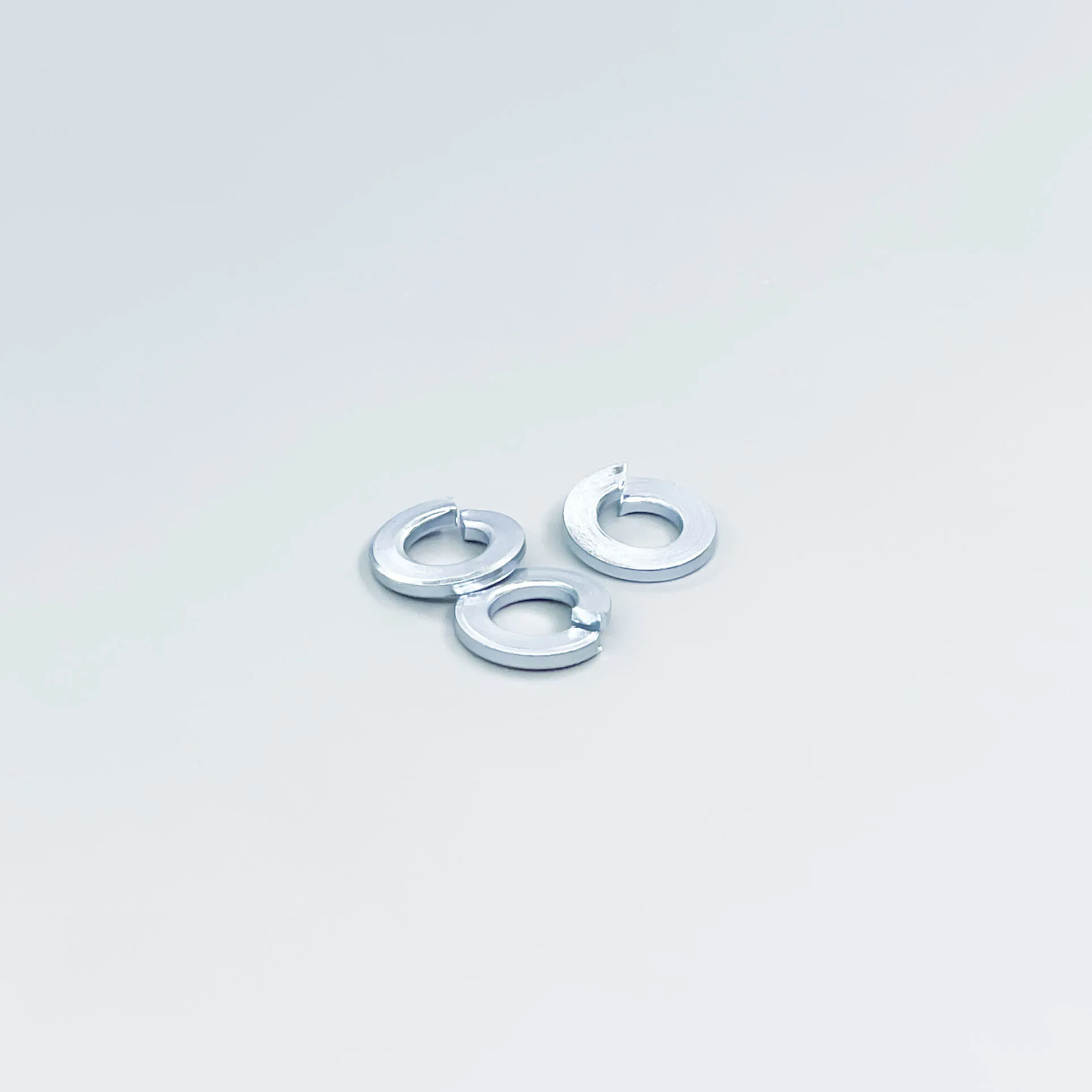 Industrial Stainless Steel Flat Pad DIN Standard Lock Washer Flat Washer Spring Washer Zinc Finish for Metal Aluminium Plastic