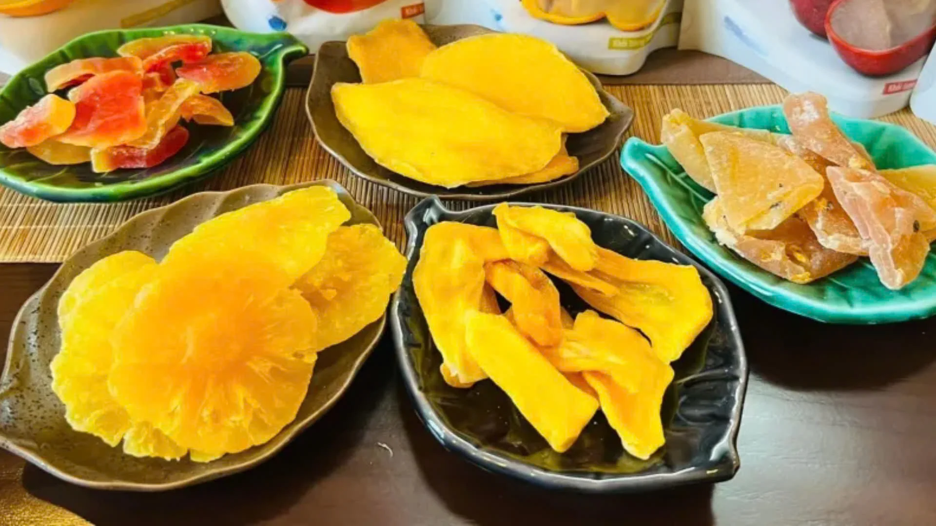 Organic Bulk AD Dried Mixed Fruits Mango Kiwi Papaya Dragon Fruit Coconut Pineapple