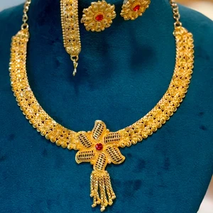 24K Gold Dubai Vintage Classic Pearl Flower Brooch Earrings Necklace Anniversary Fashion Copper Jewelry Set Gift