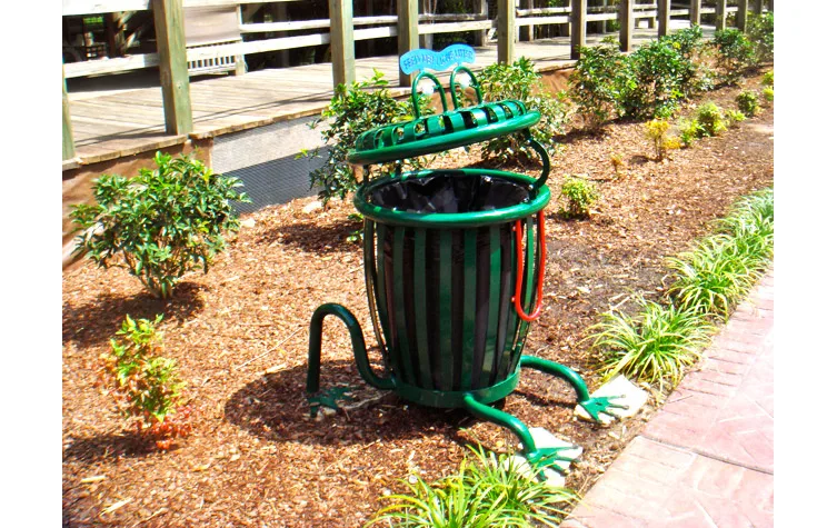 Frog Trash Can Unique Trash Receptacle Creative Dustbin for the Kids in Garden Zoo