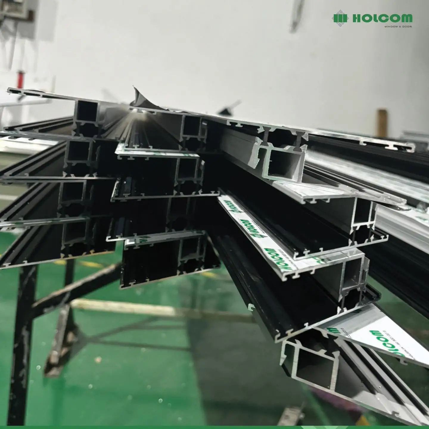 Modern Design Double Hung Windows from Vietnam Sliding Open Style with Fiberglass Screen Netting Aluminum Alloy Frame