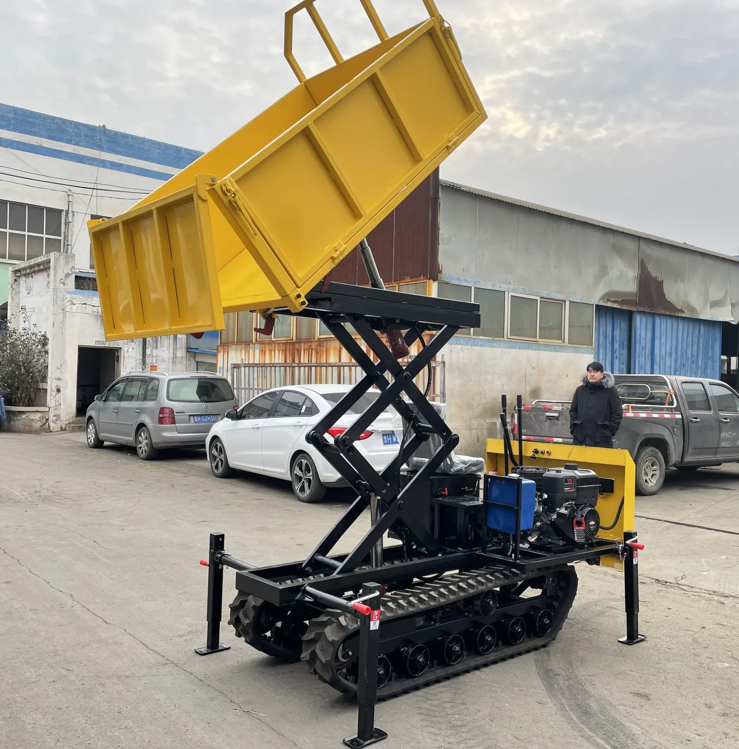 Powerful Allterrain Crawler Dump Truck Track Dump Truck With