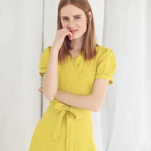 Custom Summer Women Casual Mini Dress Lemon Linen Short Wrap Dress Short Sleeve With Belt Simple Linen Short Length Beach Dress