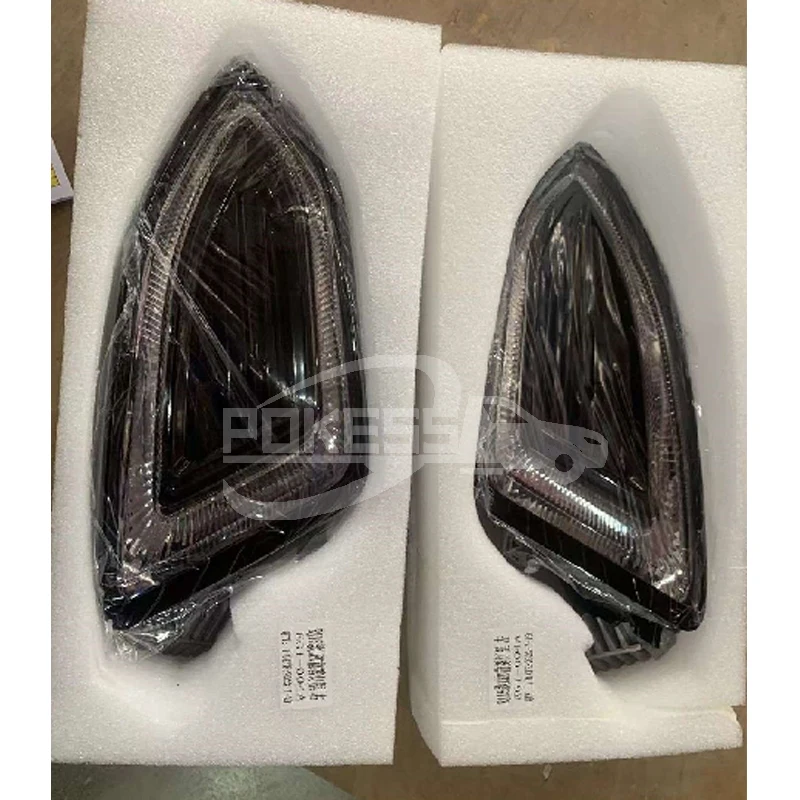 Car part FT4Z13200A FT4B13D272AC Fog Light Right / — 3