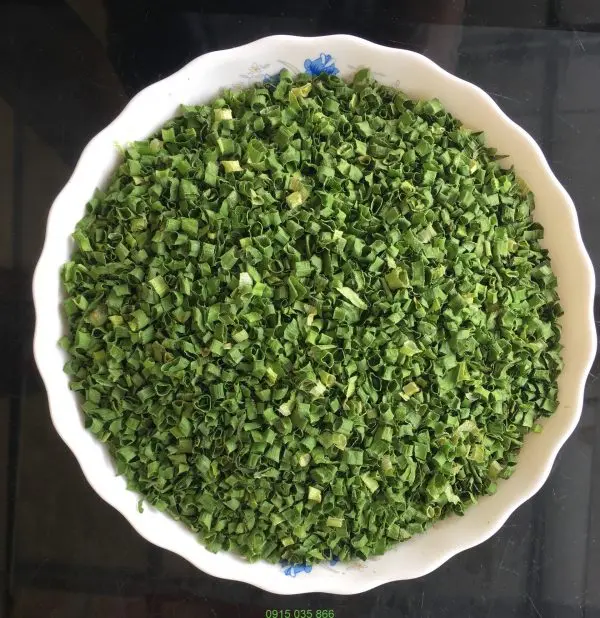 Vietnam New Crop High Quality All Green Onion Rings 5 mm Instant Noodles Ingredient Flakes air Dried Spring