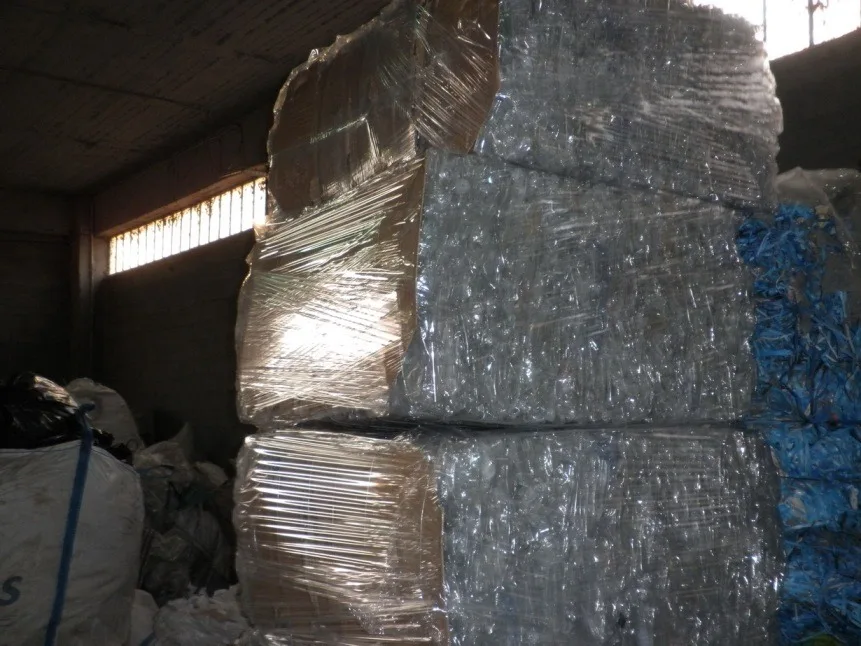 100% Clear Washed PET Bottles Plastic Scrap for Sale in Bales 100kg at Wholesale Prices Per Tons