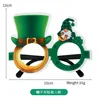 Naine verte avec chapeau de pièces d'or