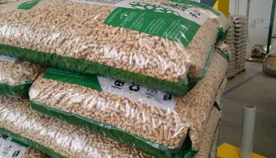 15kg/big Bags Wood Pellet Pine/pine Wood Pellets - Buy Wood Pellet ...