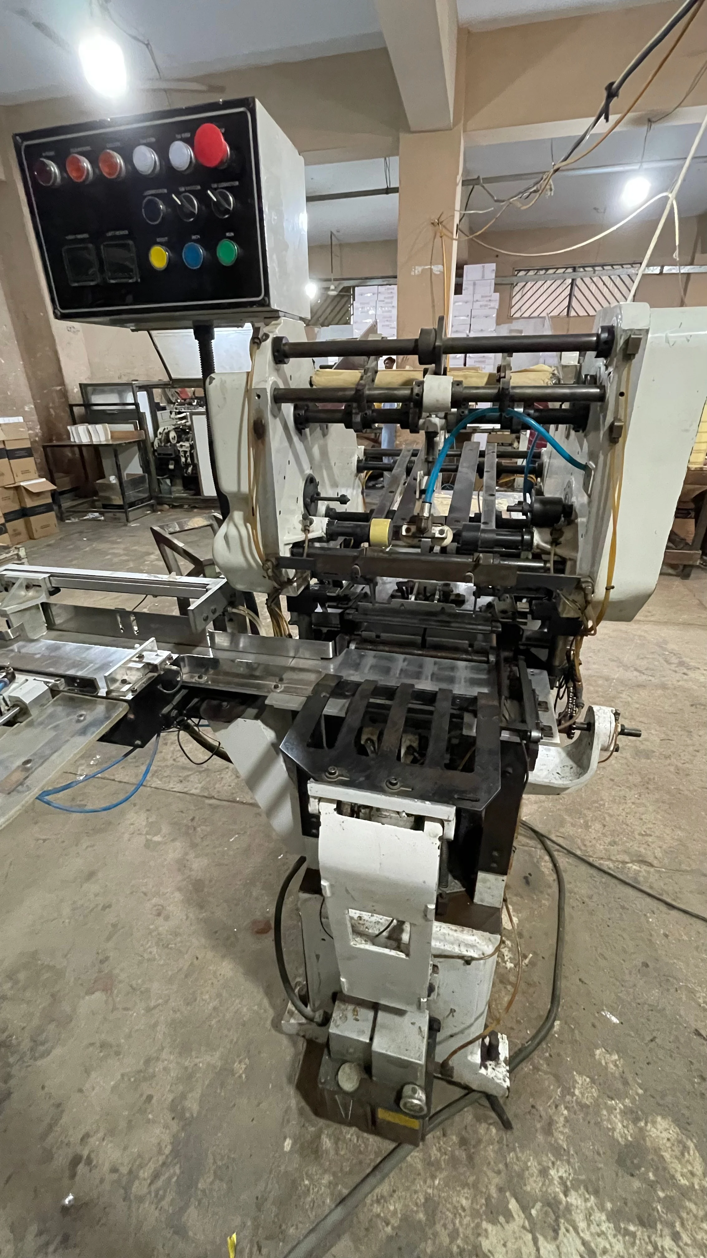 Boxer Machine for Cigarette Packaging