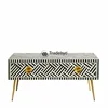 Available in different Colors