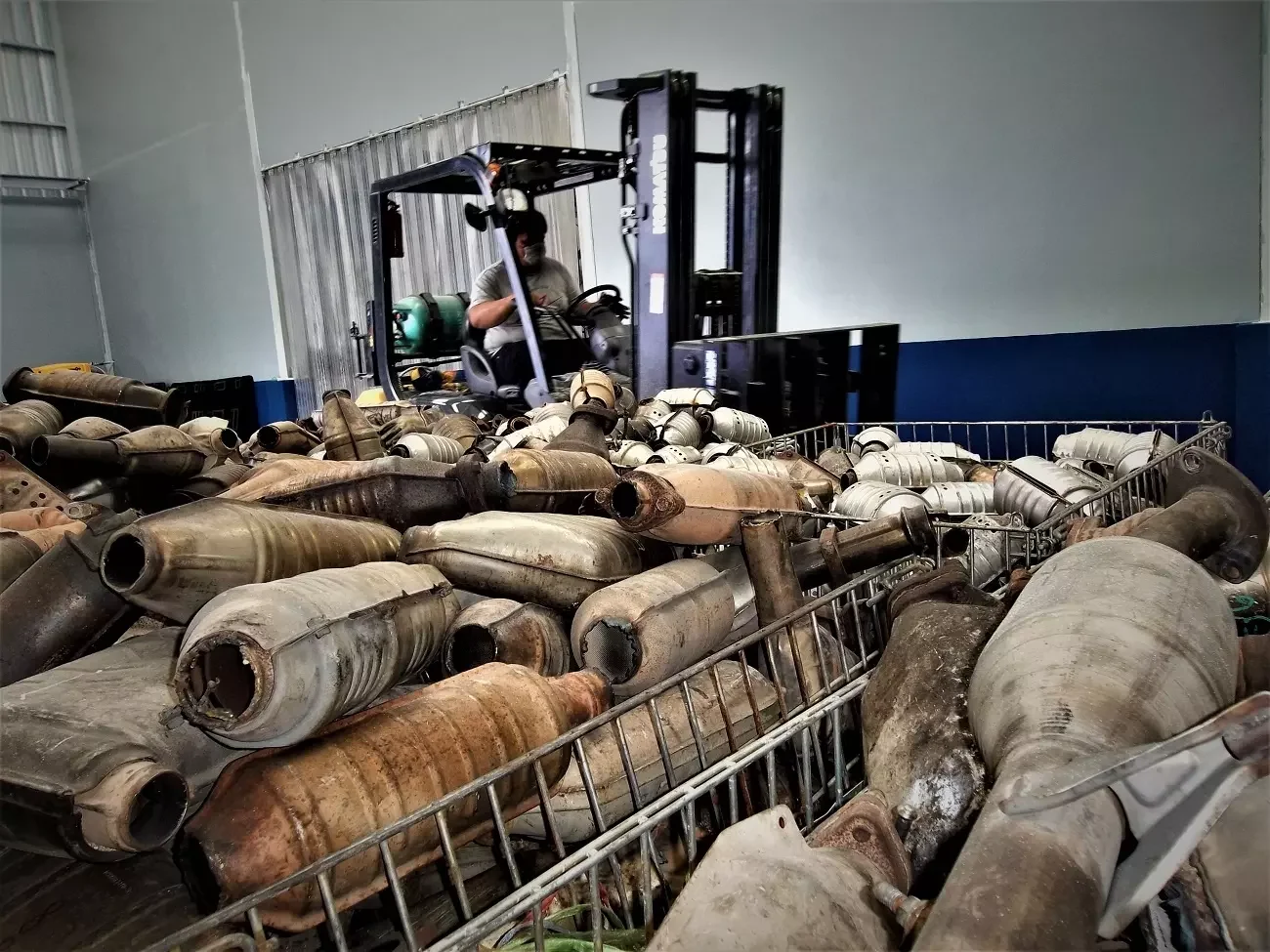 Used Catalytic Converter Scrap For Sale / Universal Catalytic