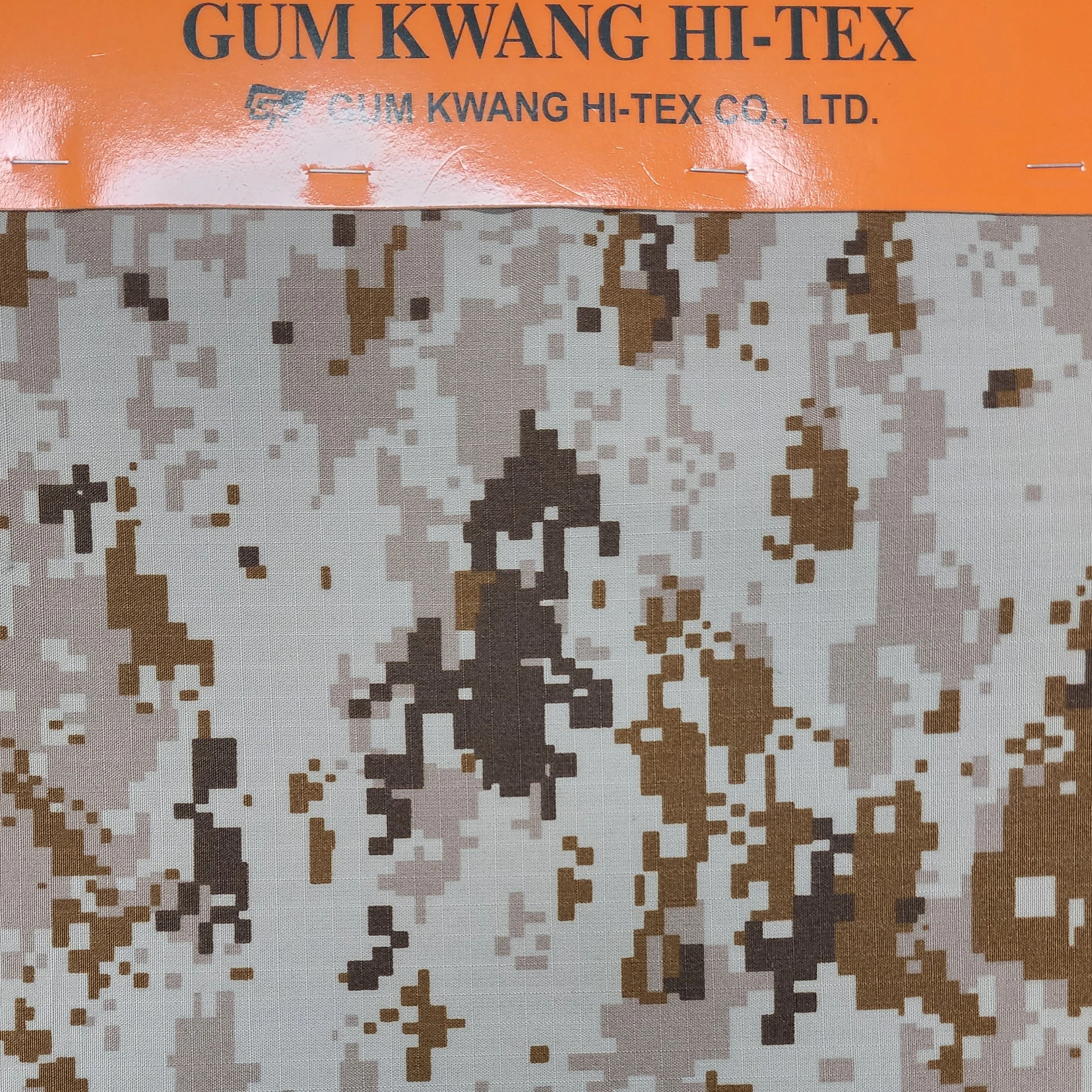 [Высокое качество] полиэстер 65/35 защитный чехол для мобильного телефона из нервущейся крепкой ткани мягкий на ощупь, немнущееся платье 200gsm камуфляж печать вискоза ткань для одежды