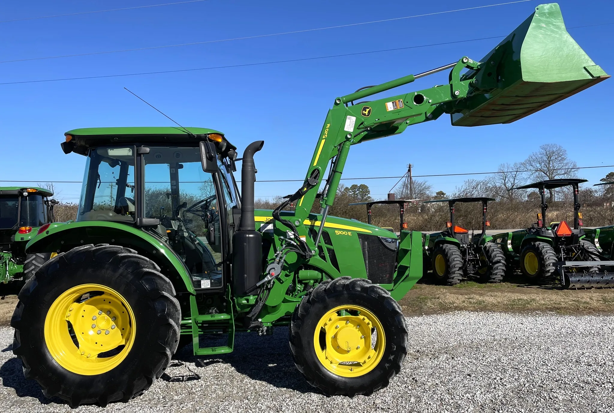 Cheap Price 1670m Johnn Deere Tractor With Front Loader 4wd - Buy John ...